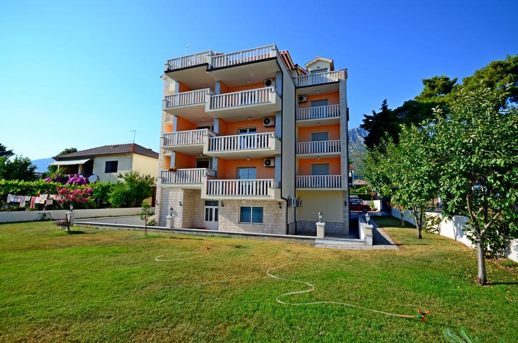 Apartment Luxury Cream Kastela Room photo