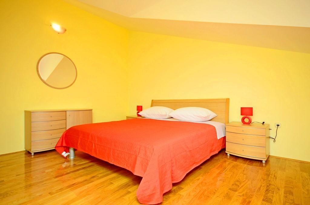 Apartment Luxury Cream Kastela Room photo